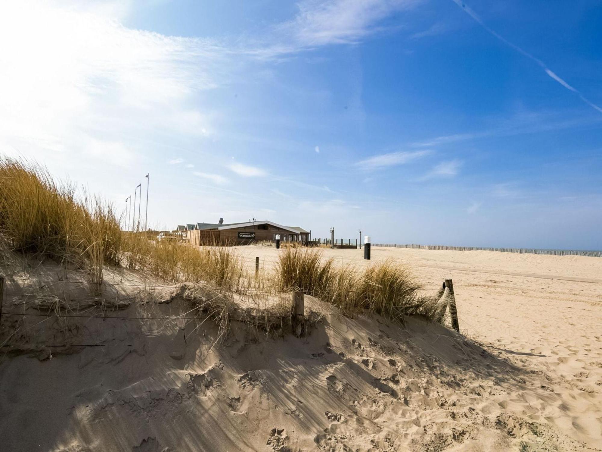 Apartment With Sea View And Parking In Katwijk Aan Zee Exteriör bild