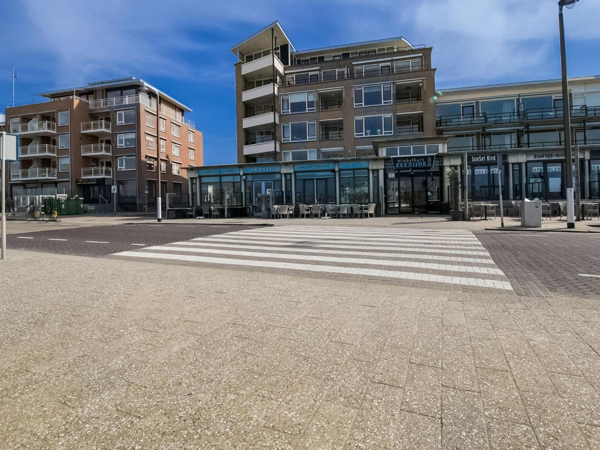 Apartment With Sea View And Parking In Katwijk Aan Zee Exteriör bild