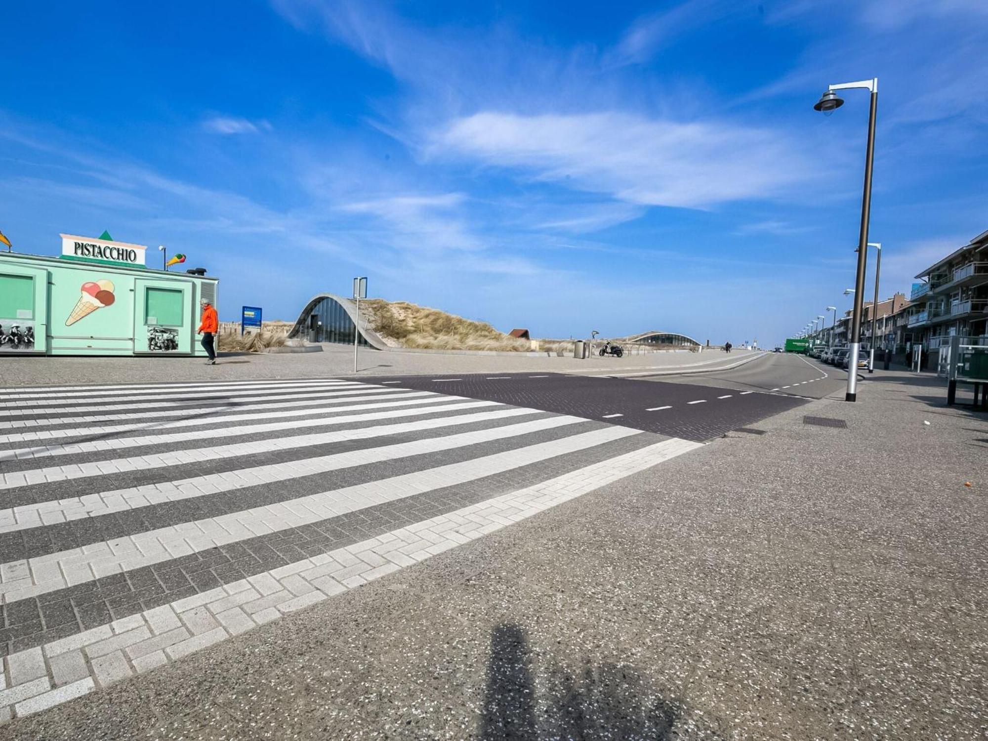 Apartment With Sea View And Parking In Katwijk Aan Zee Exteriör bild